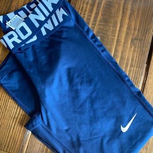 Nike PRO women’s leggings